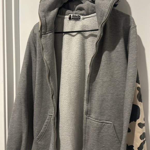 BAPE A BATHING APE HOODIE - Picture 4 of 17